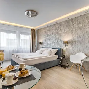 esthers-blue-diamond-apartment.inbudapesthotels.com/