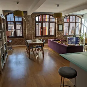 loft-style-2-bed-in-north-laines.brighton-hotels-england.com/